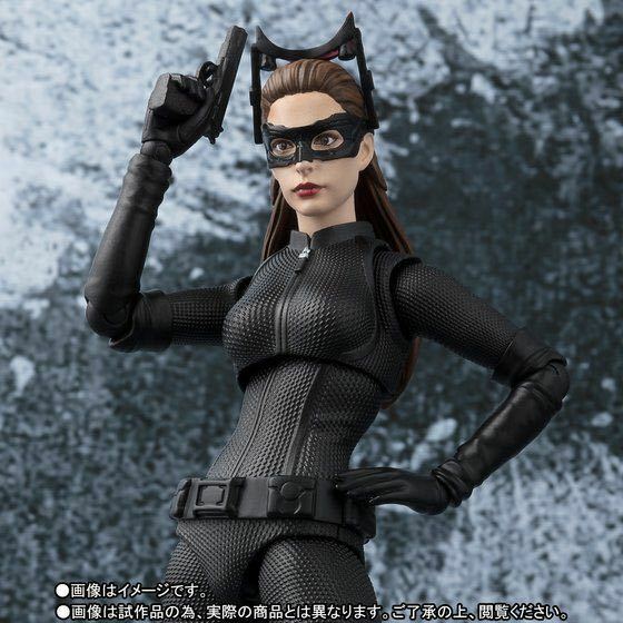 新品 未開封 S.H.Figuarts キャットウーマン (The Dark Knight Rises) フィギュア フィギュアーツ バットマン ダークナイト DC アメコミ