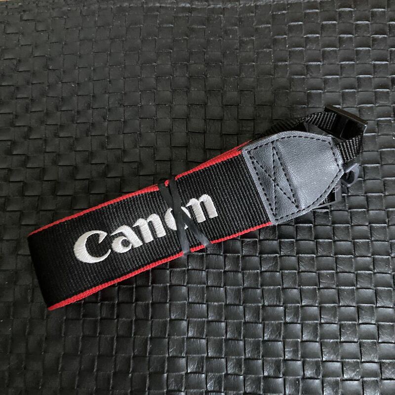 【新品未使用・送料無料】Canon キヤノン EOS DIGITAL カメラ ストラップ イオス デジタル 刺繍文字