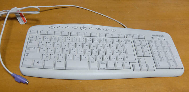 マイクロソフトMicrosoft Wired Keyboard 500 RT2300 郵送\710