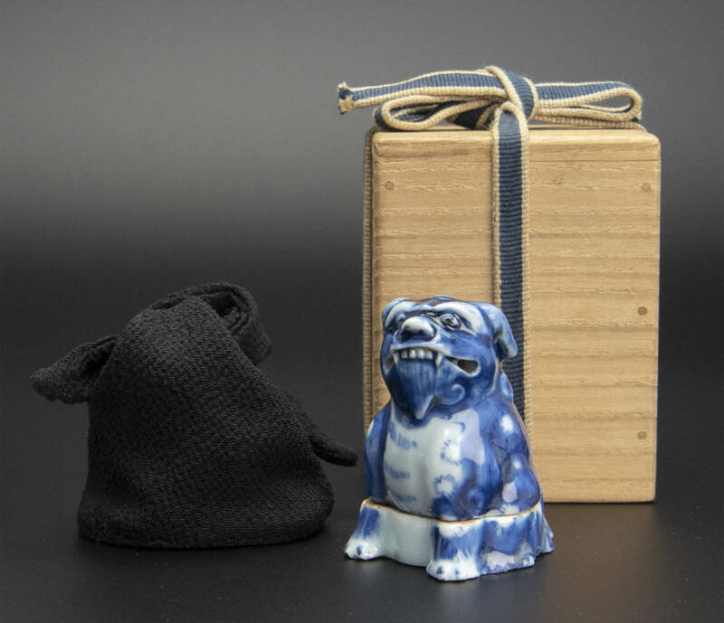 明 青花狮子香炉 盖盒 共仕覆 共箱 古染付 祥瑞 香合 茶道具 中国 古美術