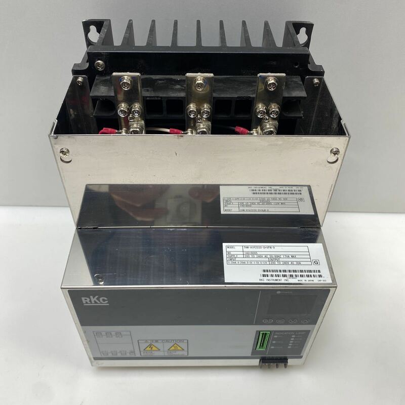 DP-8178 三相電力調整器 THW-A1pz030-8*VFN-9 未使用