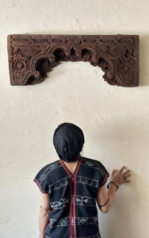 朽木 木彫り アート オブジェ アンティーク 古木　置物 カービング 木製 インド 民芸　古民芸　ハンドクラフト　手彫り　壁掛け 鳥 