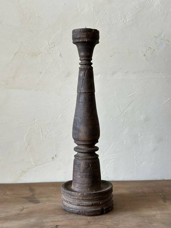 アンティーク オブジェ キャンドルスタンド　オイルランプ 木製　木彫り　轆轤引き アート　ディスプレイ　インテリア　置物　インド