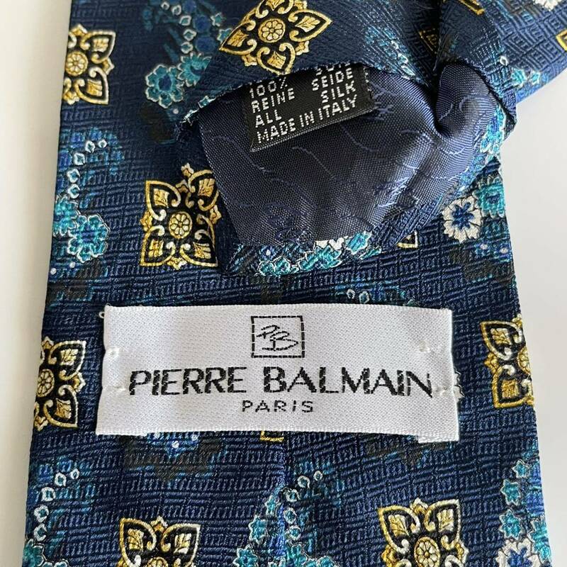 PIERRE BALMAIN（ピエールバルマン） 青花柄ネクタイ