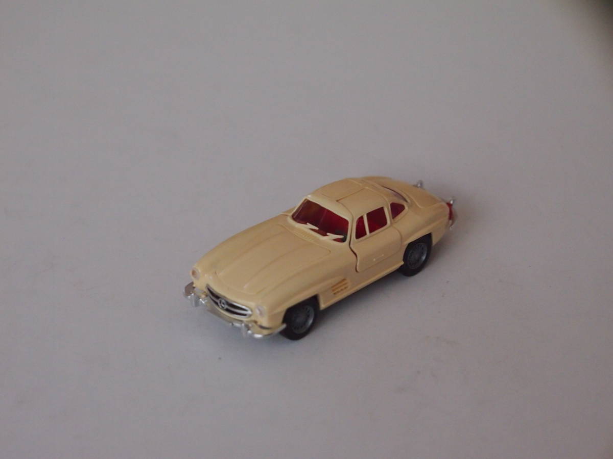 WIKING 1/87 (833 02 25) Mercedes 300 SL Coupe (ivory）ドイツ製
