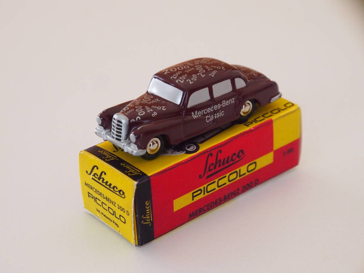Schuco Piccolo 1/90 MERCEDES-BENZ 300 D