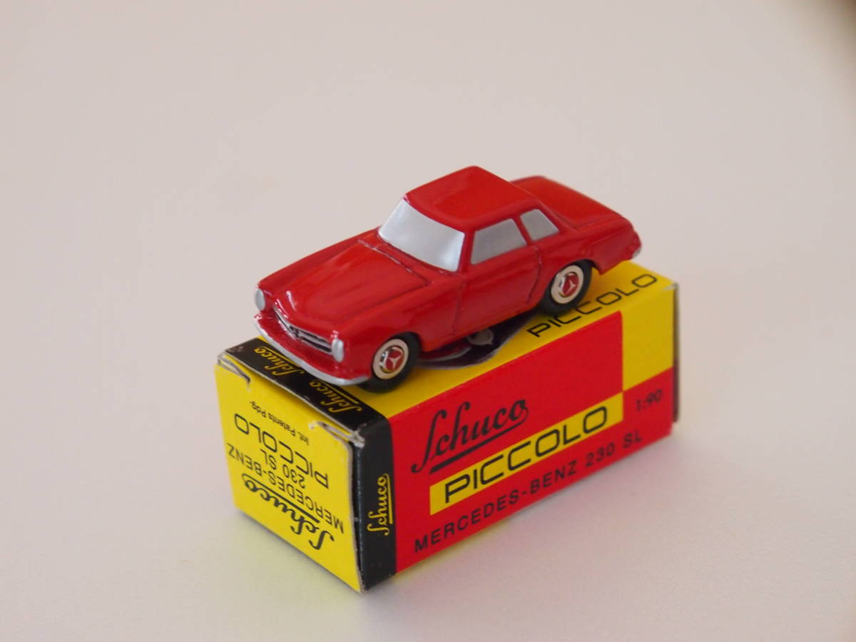 Schuco Piccolo 1/90 MERCEDES-BENZ 230 SL