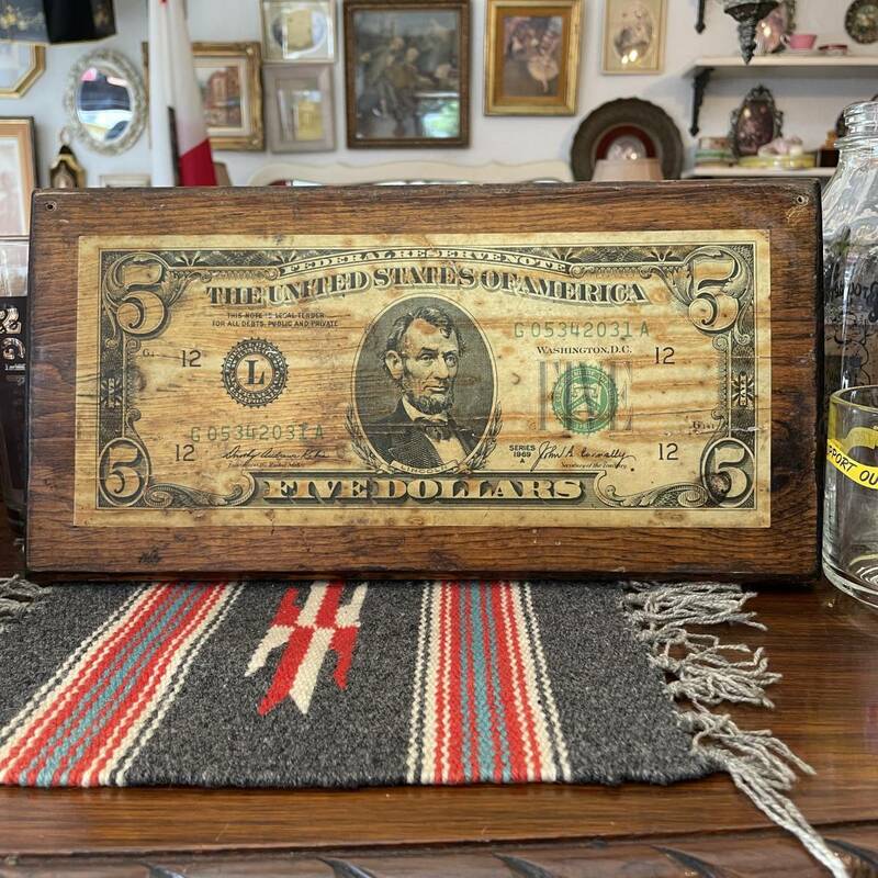 貴重！OLD 5ドル札の木製壁掛け　アメリカアンティーク　リンカーン大統領　USAヴィンテージインテリア雑貨/星条旗ニューヨーク古着