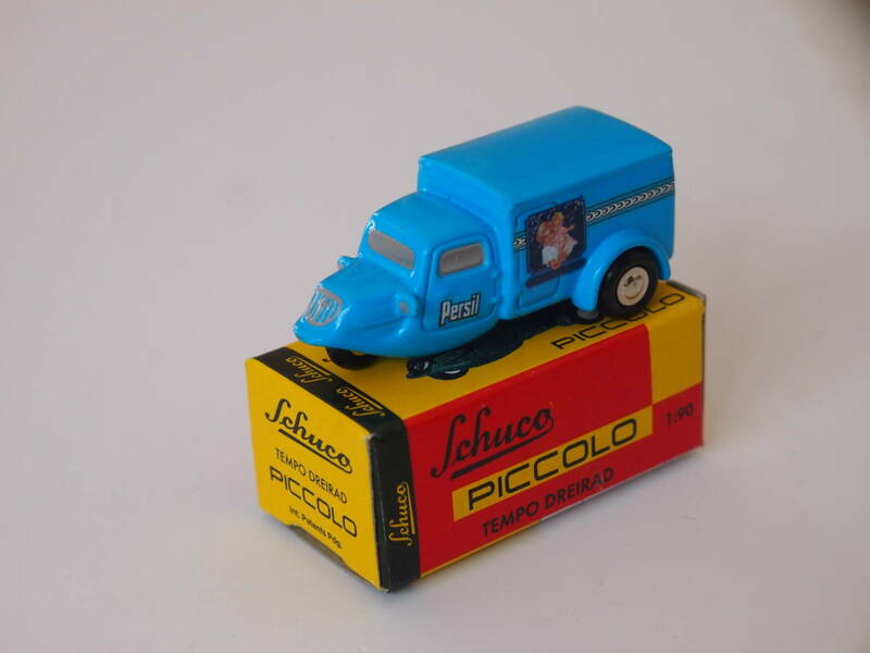 Schuco PICCOLO 1/90　TEMPO DREIRAD （05113）