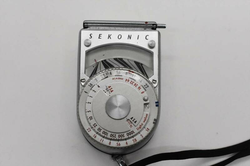 中古 SEKONIC L-8 DIRECTOR セコニック セレン式 露出計 シルバー ケース付き