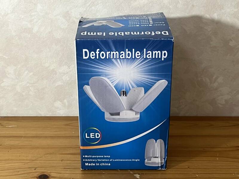 LEDシーリングライト deformable lamp　電球 5灯式 60W 6000-6500K E27 ガレージライト 照明 0819-01
