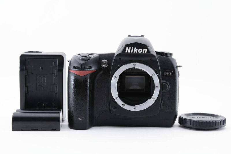 ★並品★ Nikon ニコン D70s デジタル一眼カメラ ボディ バッテリー付き #2480