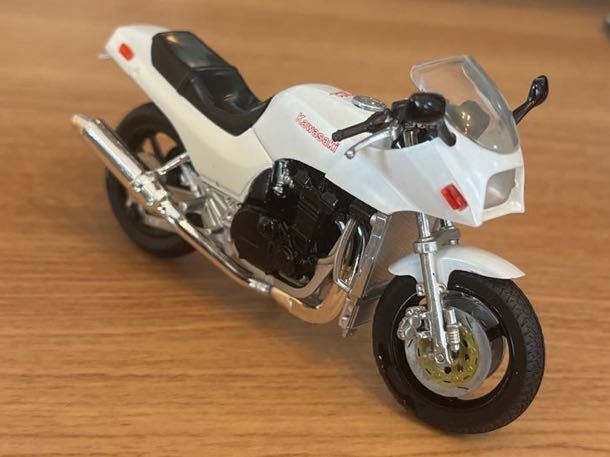 カズ 兄 ニンジャ あいつとララバイ 少年マガジンカスタムバイクコレクション 川崎 Kawasaki カワサキ忍者 　1/24スケール 旧車 完成品