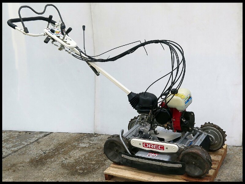 ■オーレック エンジン 草刈り機 スパイダーモアー SP850A/歩行型 ロータリーモーア 刈幅 約500mm/自走式 4WD 斜面草刈機