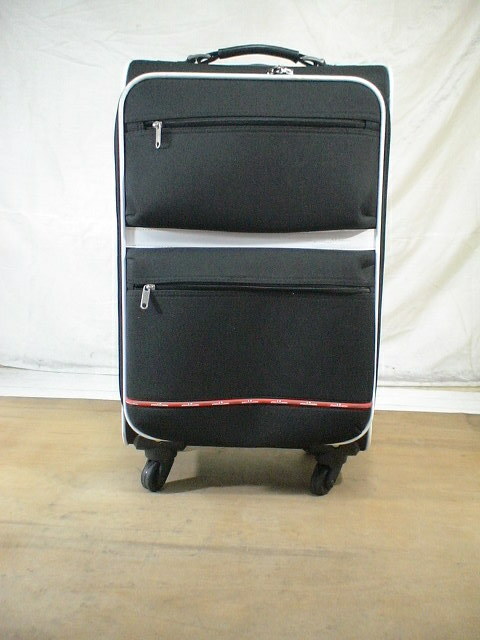 3517　ATSUKI ONISHI　黒　鍵付　スーツケース　キャリケース　旅行用　ビジネストラベルバック