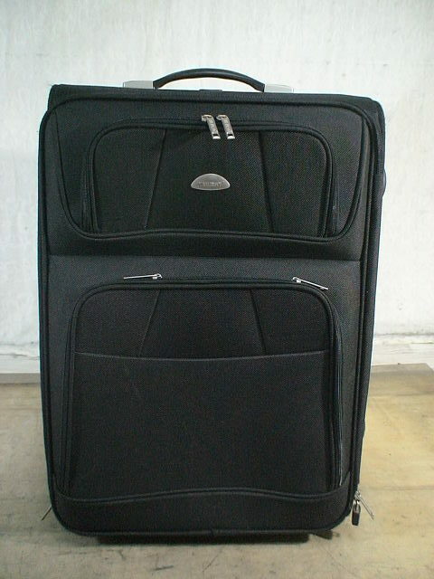 3585　NEWEST　黒　スーツケース　キャリケース　旅行用　ビジネストラベルバック