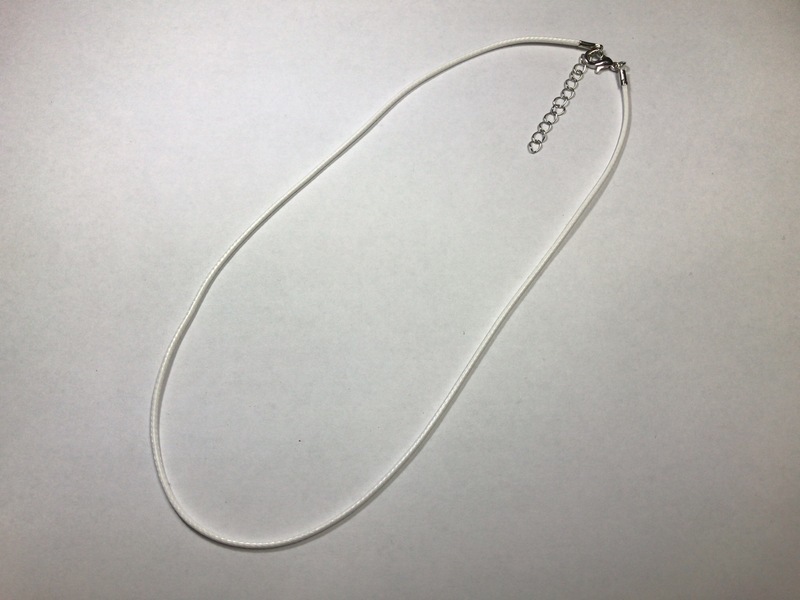 ネックレスのみ ホワイト 2mm幅 長さ45cm 高強度 編み込みナイロン素材 レザー風 アクセサリー ペンダント