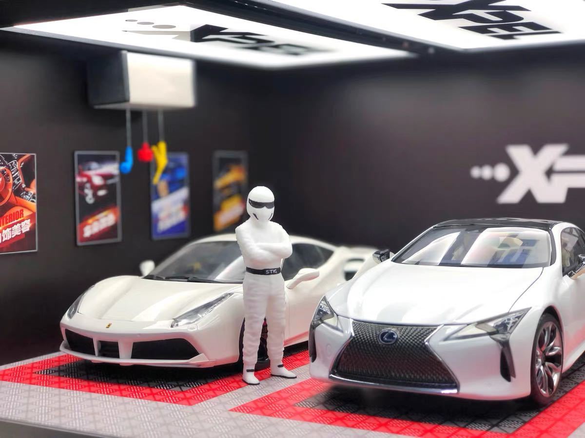 ★レア★ 1/18 模型　人形　ミニカー等に　ガレージ等　ミニチュア