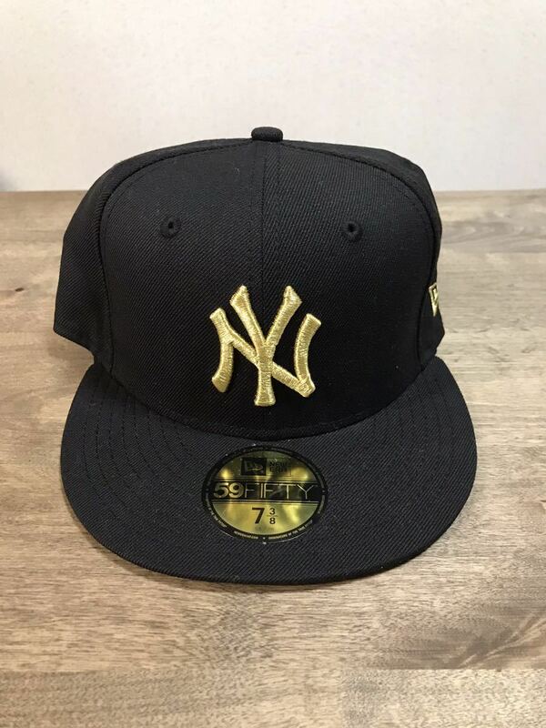 ニューエラ　NEW ERA 59FIFTY ニューヨークヤンキース メンズ キャップ帽 ブラック ゴールド 未使用 7 3/8 58.7cm