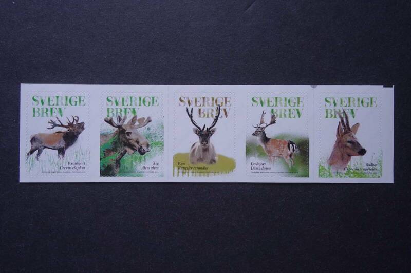 外国切手：スウェーデン切手 「シカ」5種連刷 未使用