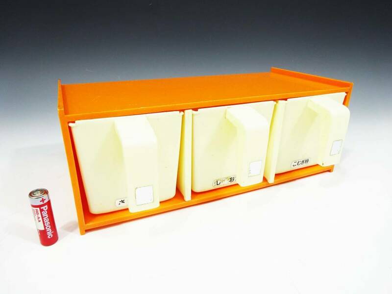 ◆(TY) 昭和レトロポップ Fujilex 調味料ケース 調味料入れ 保存容器 プラスチック製 さとう しお こむぎ粉 オレンジ キッチン雑貨