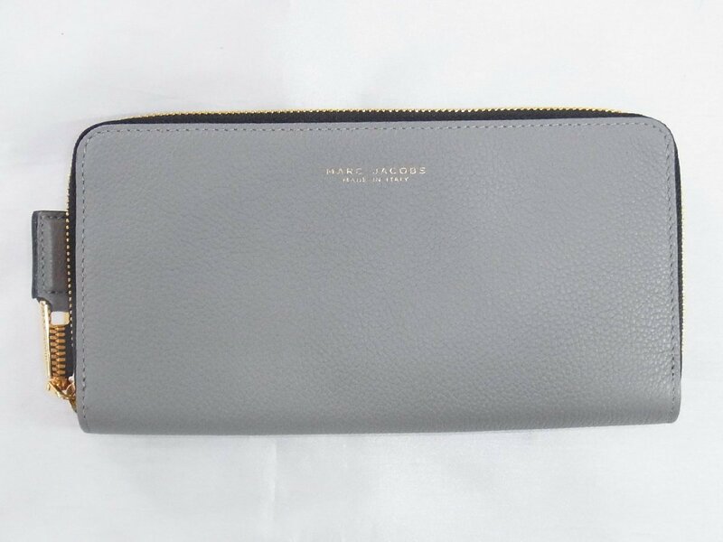 マーク・ジェイコブス MARC JACOBS ラウンドファスナー長財布 PVCレザー グレー 良品