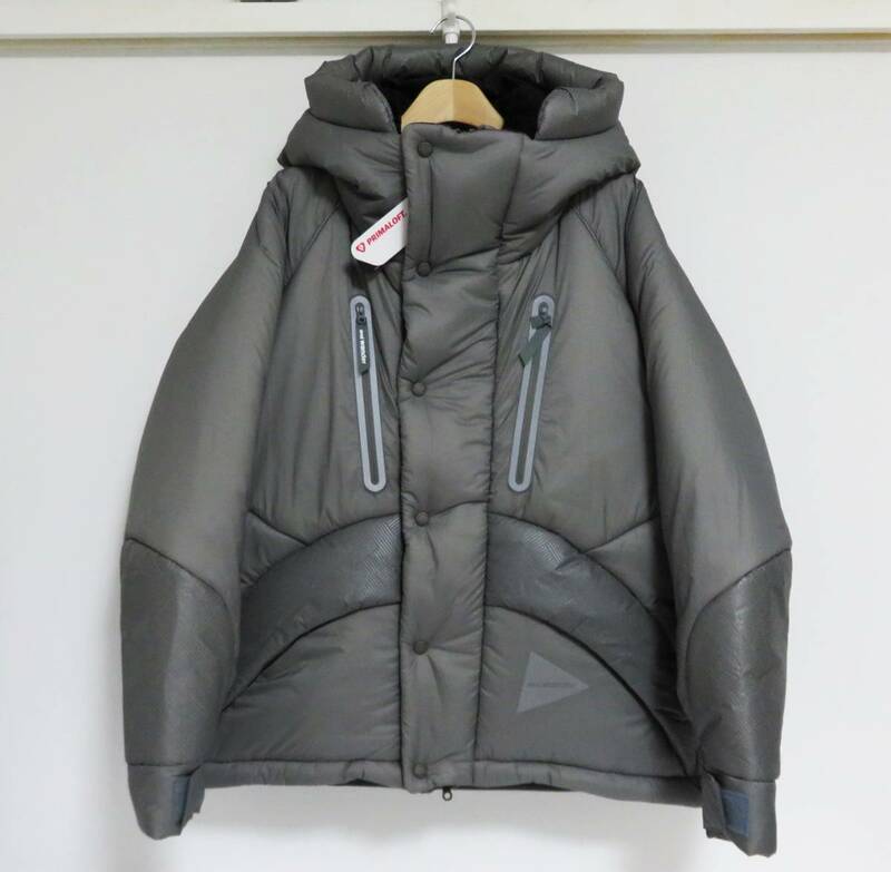 送料無料 定価8.8万 新品 and wander PRIMALOFT rip jacket S M グレー アンドワンダー プリマロフト ジャケット ダウン
