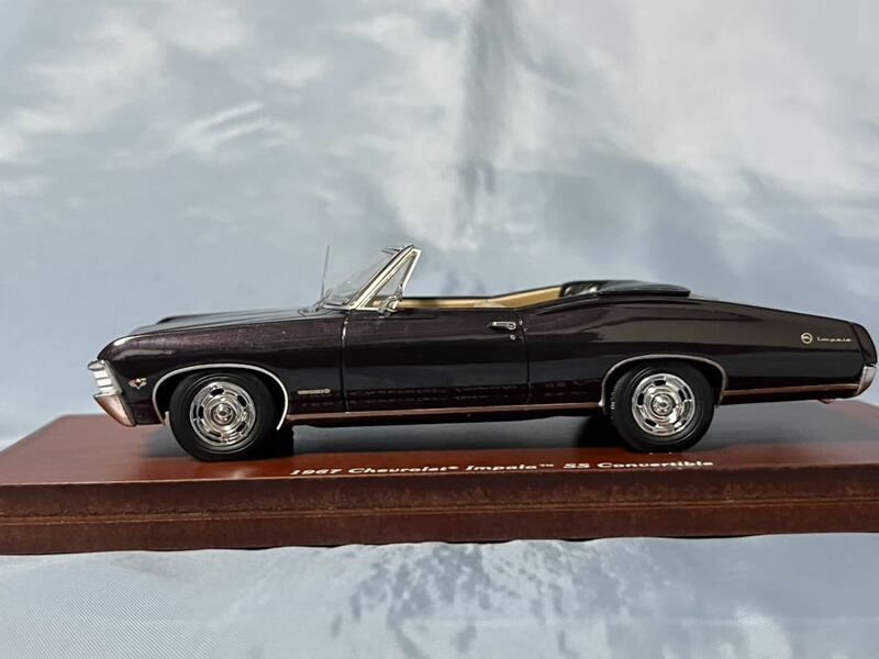 TSM モデル製　　シボレー　インパラ　SS コンバーチブル　　1967年　　　1/43