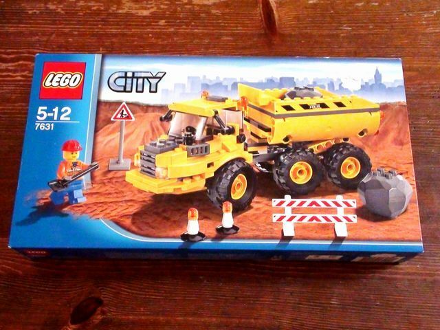LEGO　7631　工事　ダンプカー　2009年