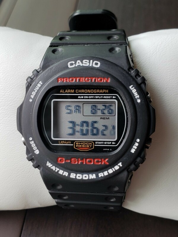 カシオ G-SHOCK DW-5700C　スクリューバック　オレンジ豆球　モジュール901　動作品　スティング