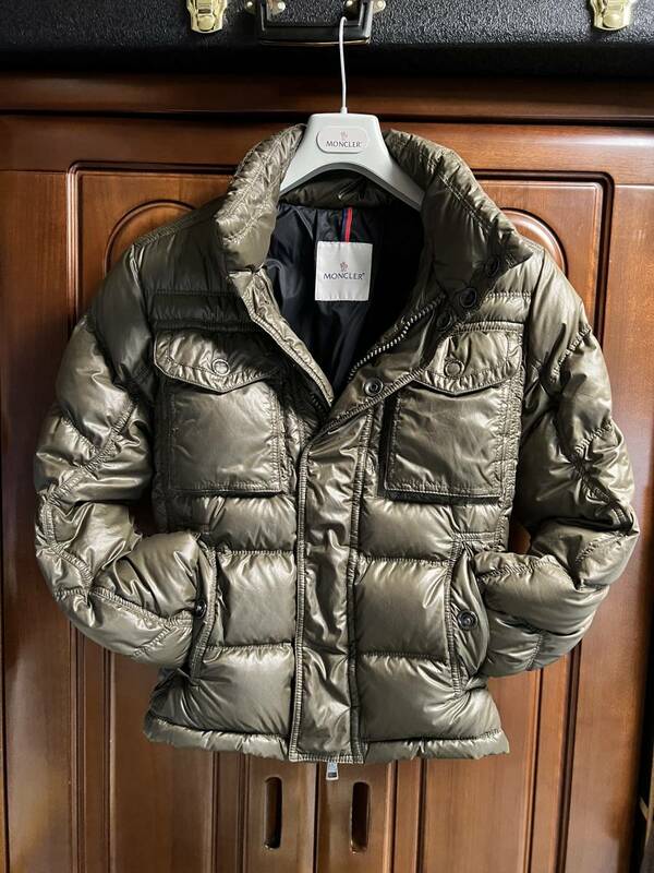 【稀少モデル】【美品】【size0】モンクレール MONCLER ダウンジャケット