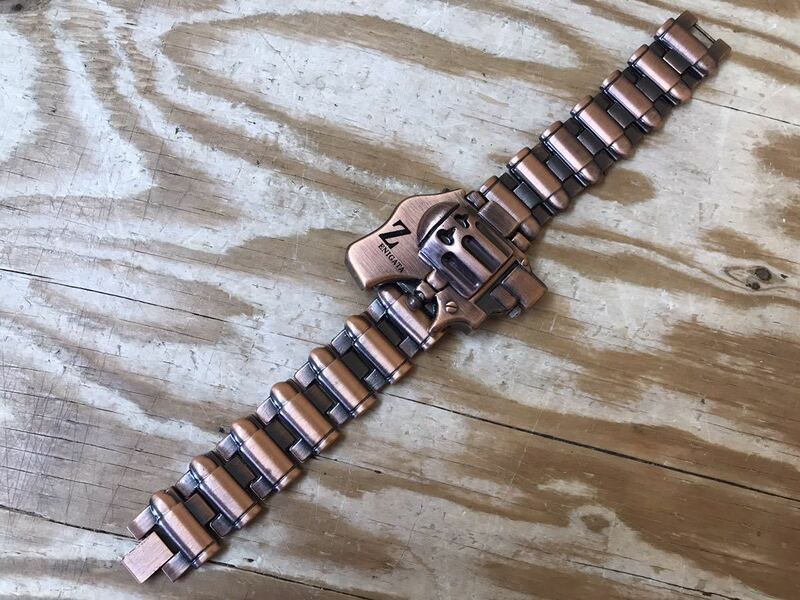 m ネコポスB 銭形警部 銃型 腕時計 ルパン三世 ピストル型 ZENIGATA ※ジャンク品、不動作品、ケースなし、現状品