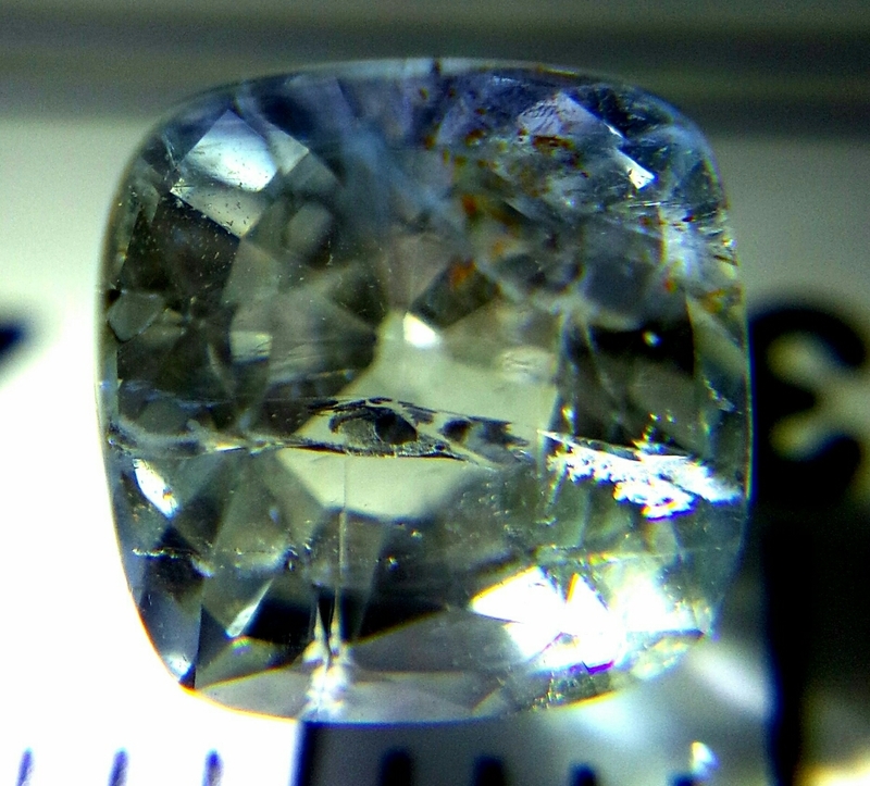 最高難易度の超希少石 幻光のジェレメジェバイト 大粒1.965ct 中央宝石鑑別書付き エレメージェバイト