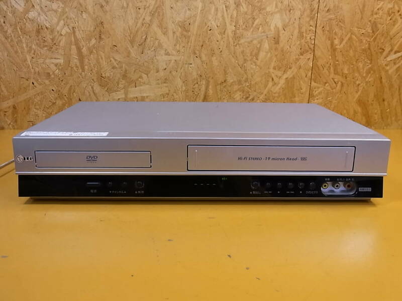 □Ba/928☆LG電子☆DVD/VHSビデオ一体型プレーヤー☆DVCR-B300☆動作OK