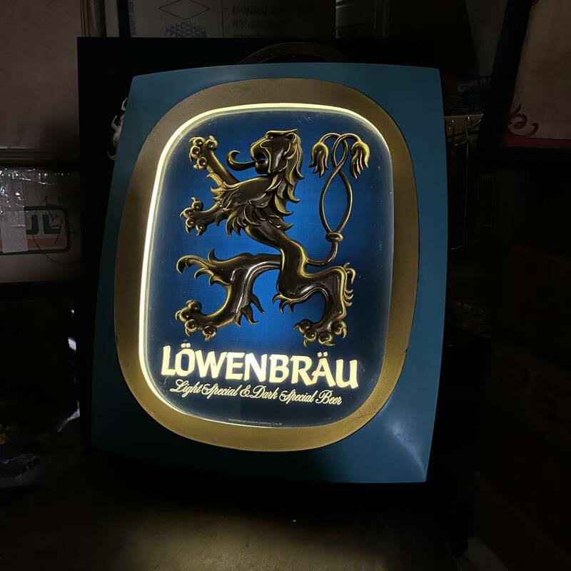 【ウォールライト】 1980s LOWENBRAU (レーベンブロイ) ドイツビール 壁掛けライト 店舗什器