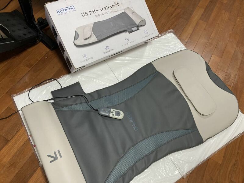 高級品 新品同様 RENPHO リラクゼーションシート R E002 レンフォ life fit ライフフィット DOCTORAIRマッサージシート ストレッチ 腰痛