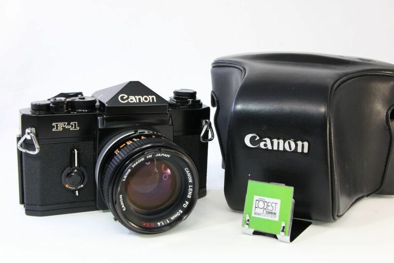 【動作保証・点検済】良品■Canon F-1 後期型 + FD 50mm F1.4 S.S.C.■シャッター全速・露出計完動・絞り完動■ケース付き■AK1003