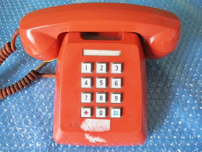 プッシュ式 電話機 日本電信電話公社 601-P 当時物 昭和レトロ 動作未確認 稀少 コレクション 置物
