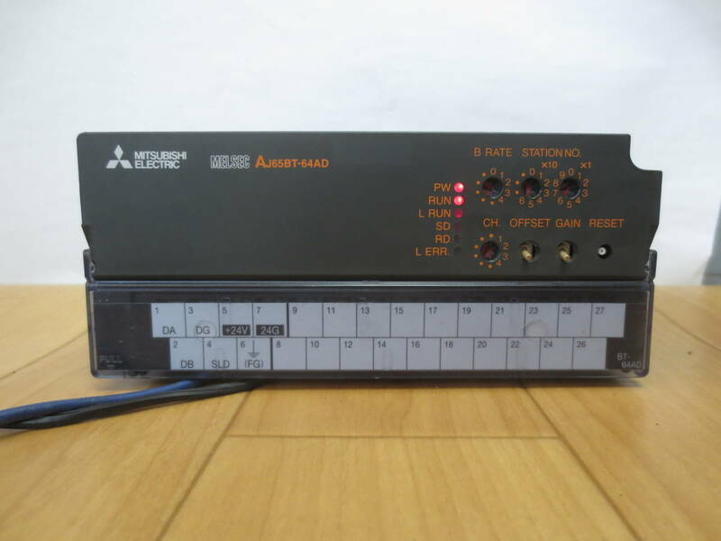★ 三菱電機 シーケンサ　AJ65BT-64AD アナログデジタル　変換ユニット　A/ D CONVERTER UNIT　★