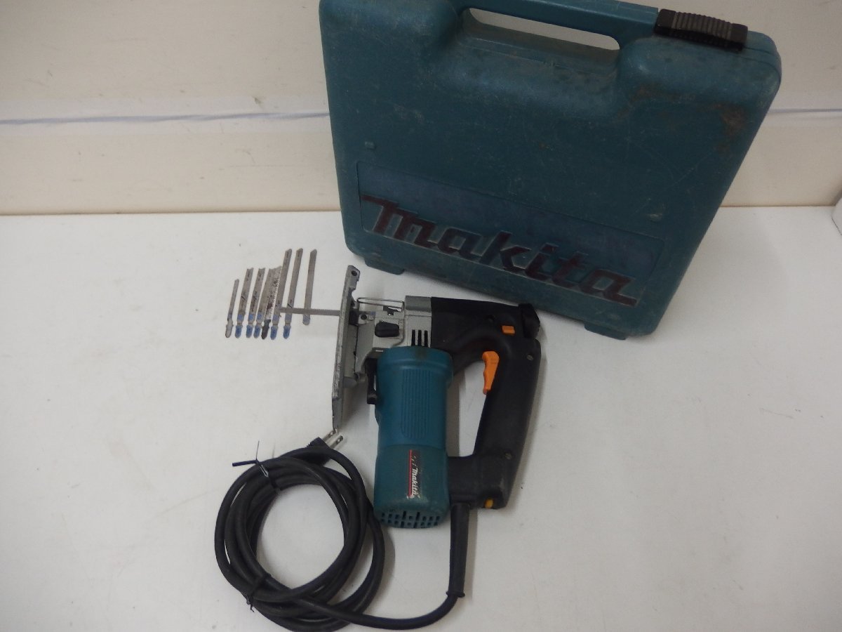 8■/Zク3447 動画アリ★Makita マキタ ジグソー 4304T 100V 電動のこぎり 木工 電動工具 中古 保証無し