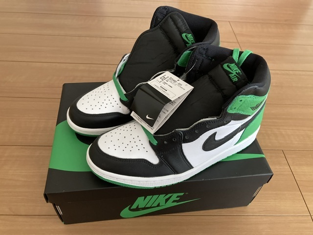 NIKE　AIR JORDAN 1 RETRO HI OG Celtics Black and Lucky Green