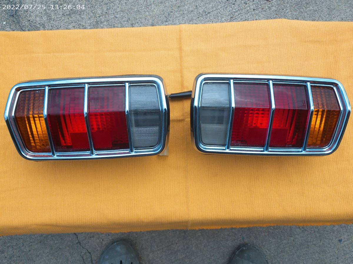 旧車Ｂ１０サニークーペ用テール