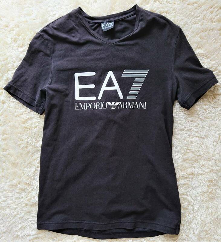 エンポリオ・アルマーニ　EMPORIO ARMANI　EA7　Tシャツ　無地　ブラック　コットン　サイズS　半袖　Vネック デカロゴ