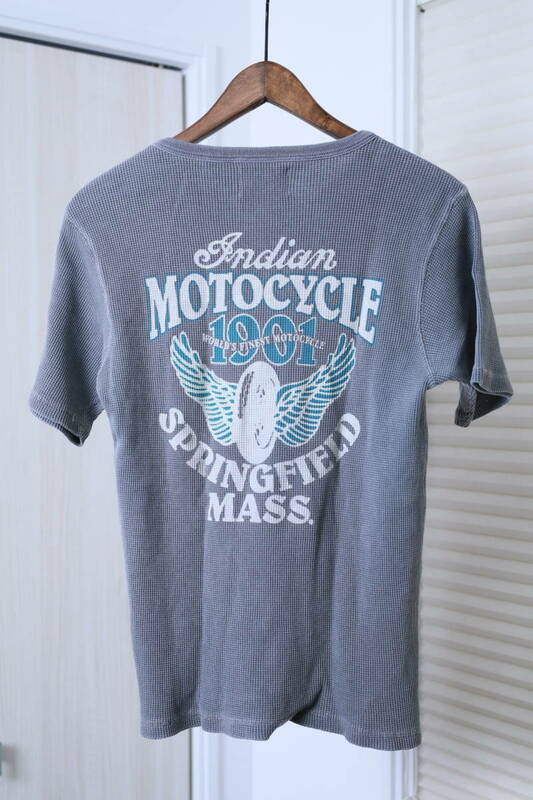 ★Indian Motocycle インディアンモトサイクル サーマル地プリント半袖Tシャツ　　古着ユーズド男性メンズ服中古Mグレートップス民族