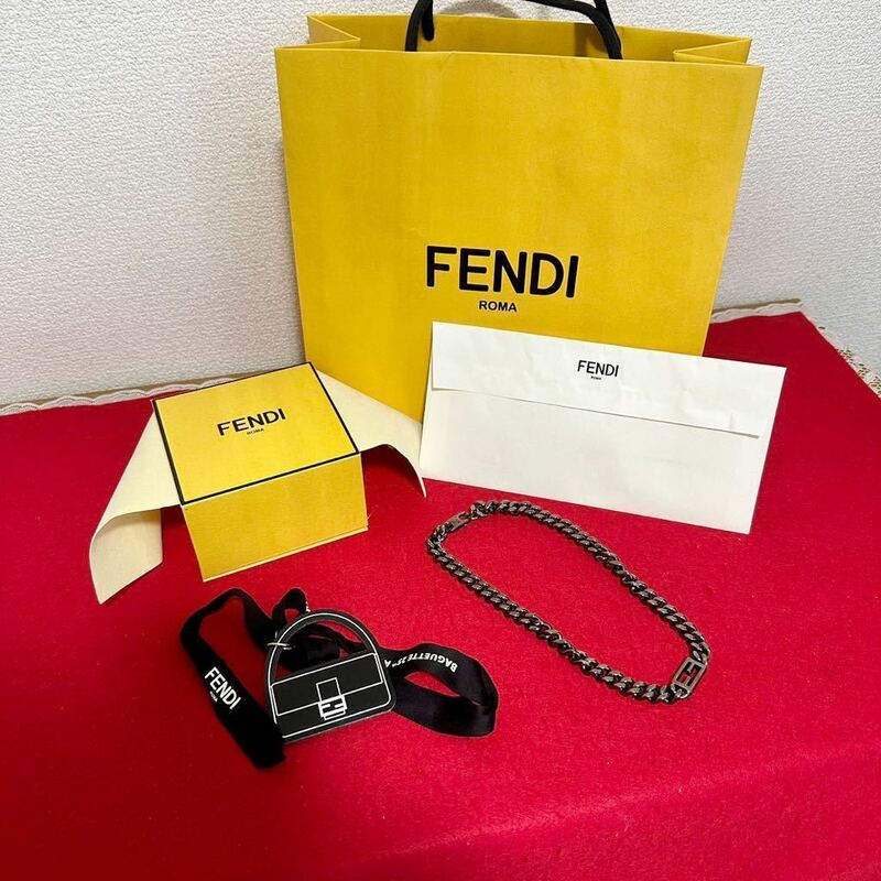 人気★ FENDI フェンディ ネックレス バゲット アクセサリー メタル メンズ