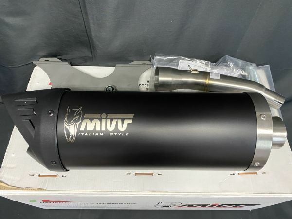 【G547】新品/保管品 MIVV/ミヴ スリップオンマフラー MOVER ブラック ステンレス YAMAHA X-MAX 125 (2017- 2020)MV.YA.0002 LV（b