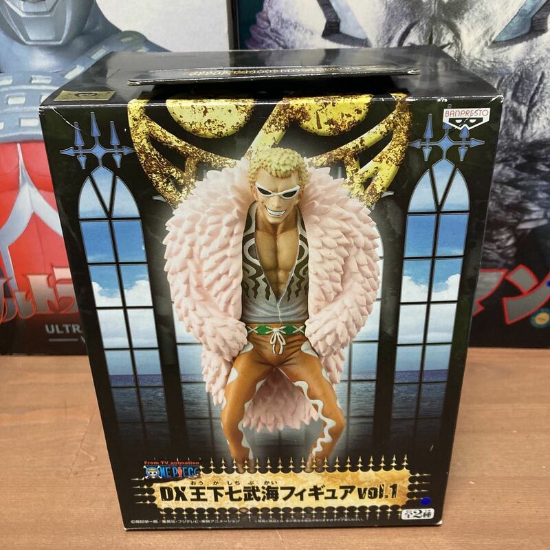 ishr ワンピース DX 王下七武海フィギュア vol.1 ドンキホーテ ドフラミンゴ バンプレスト プライズ ONE PIECE