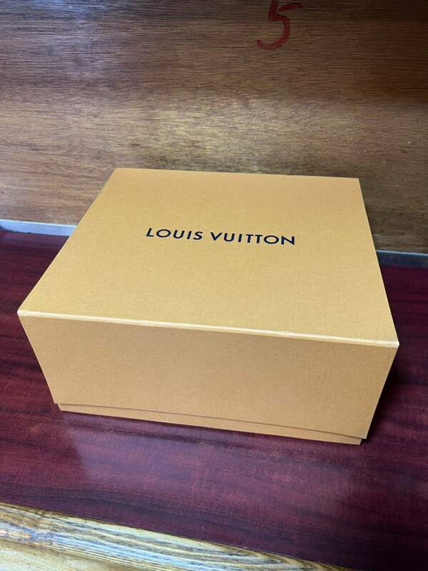 Louis Vuitton ルイヴィトン 箱 ケース 空き箱 空箱 長方形 大 30x27x14.7cm 化粧箱 ブランド箱 ボックス