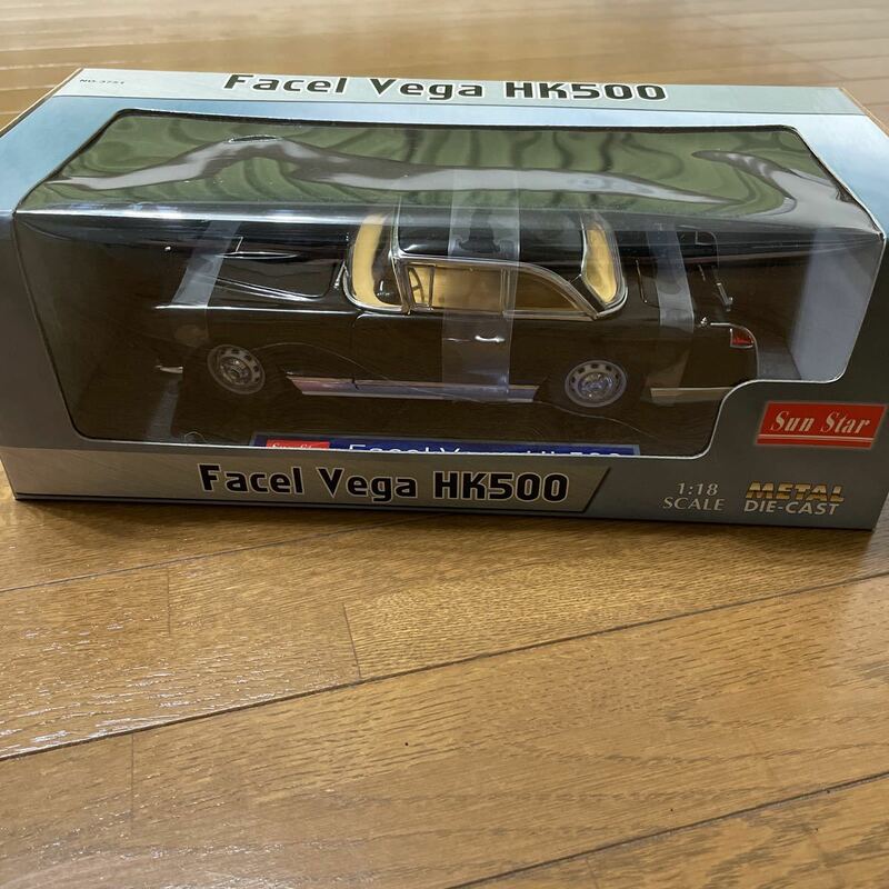 《箱付き》【1/18スケール】Facel Vega Hk500 Sun Star ミニカー 模型 ブラック コレクション放出 フランス メタルダイキャスト