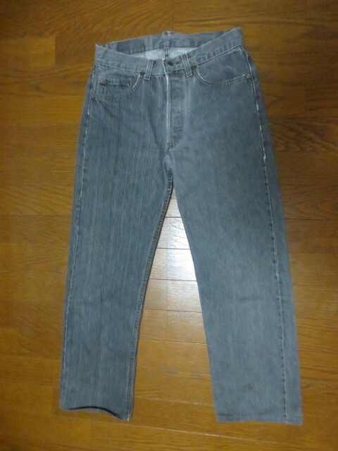 レア品　Levi's 501 BLACK MADE IN USA　リーバイス５０１　ブラックジーンズ　右足ストライプ生地　ボタンフライ